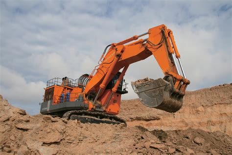 hitachi 2500 excavator